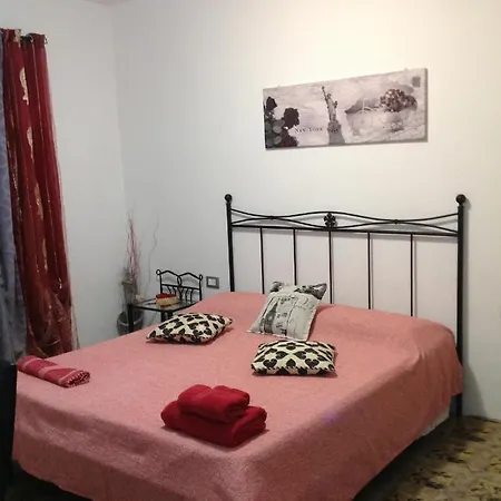 La Maison De Famille Apartman *