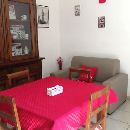 La Maison De Famille *